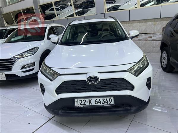 Toyota for sale in Iraq